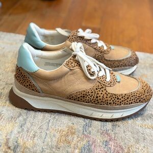 Madewell leopard print sneakers